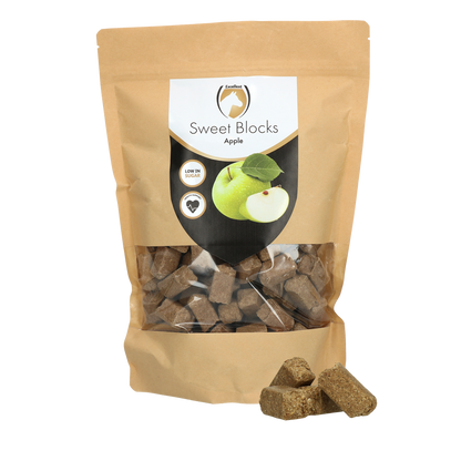 Excellent Horse Sweet Blocks Apple 1 kg